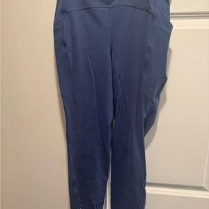 EUC Lululemon Blue Leggings with pockets